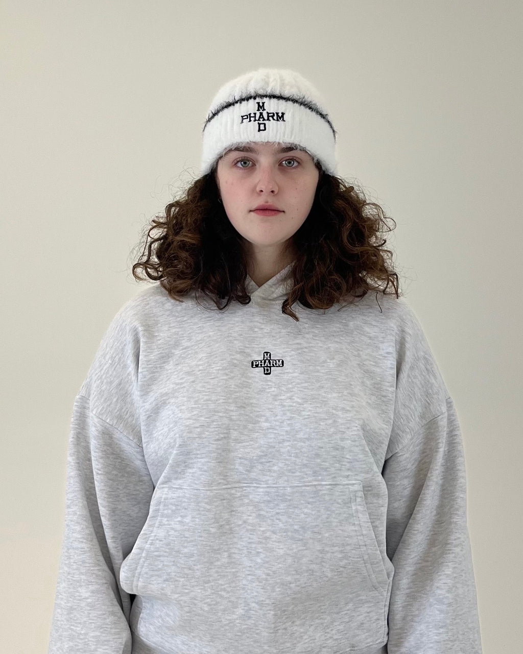 BEANIE 001 WHITE