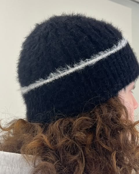 BEANIE 001 BLACK