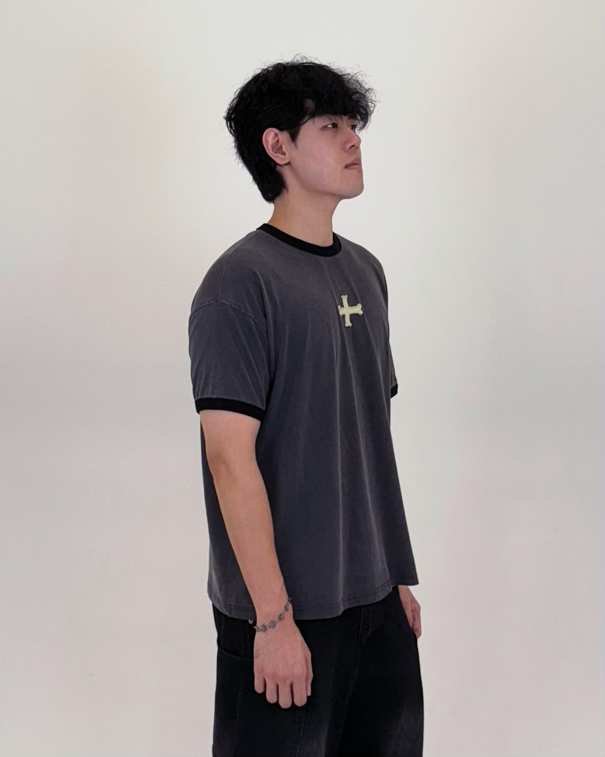 RINGER T-SHIRT 001 BLACK