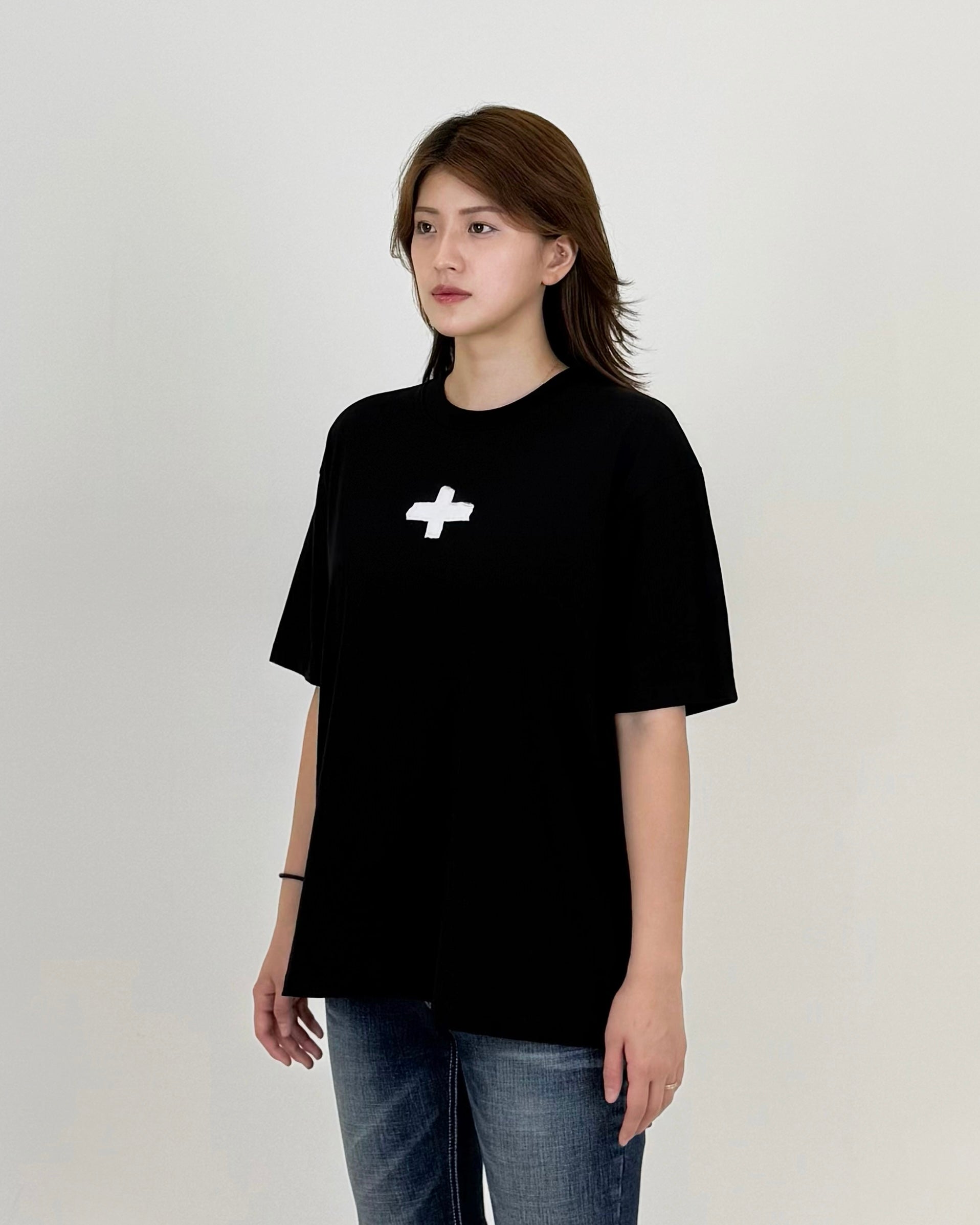 CROPPED T-SHIRT 001 BLACK