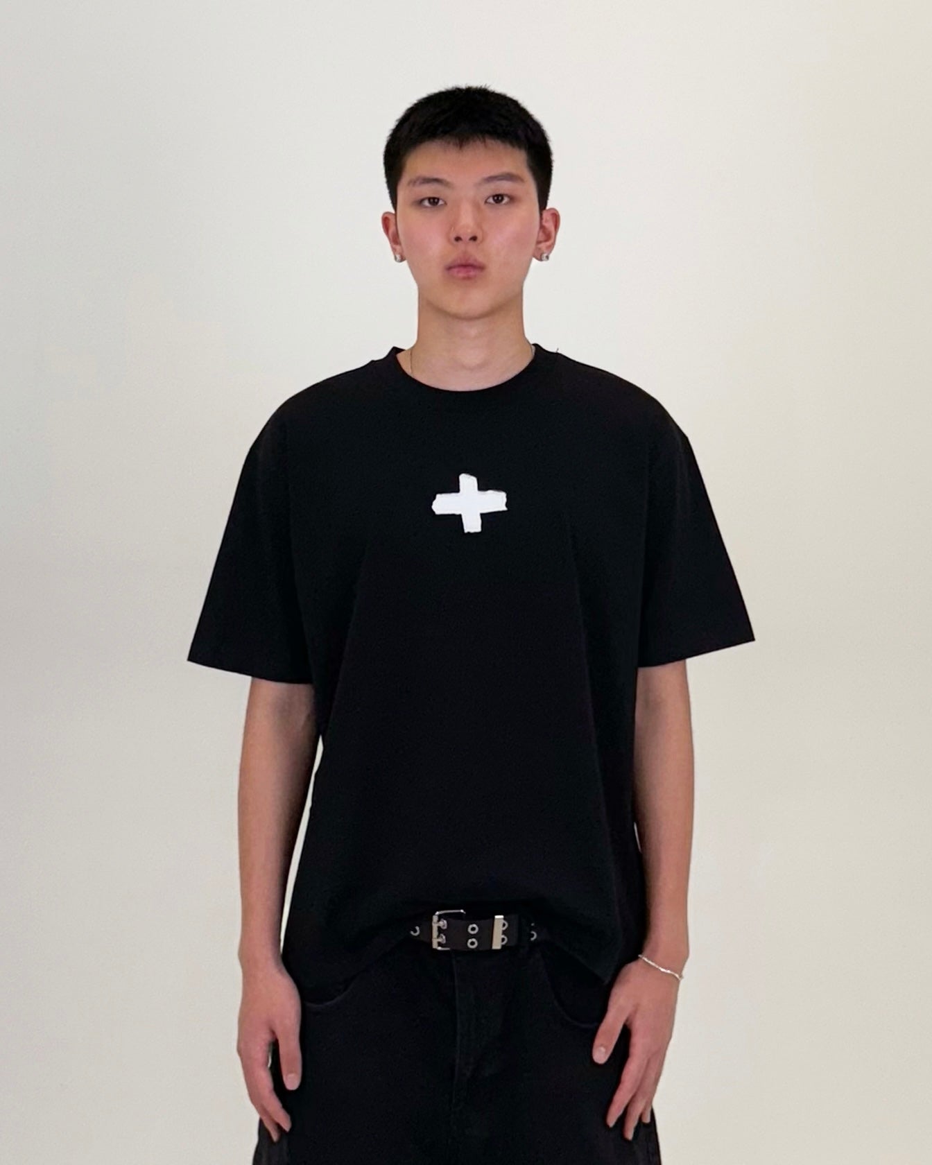 CROPPED T-SHIRT 001 BLACK