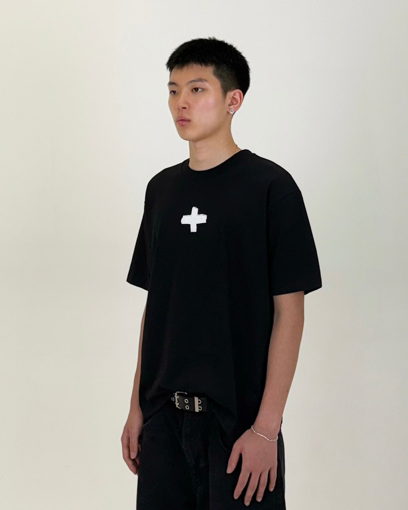 CROPPED T-SHIRT 001 BLACK