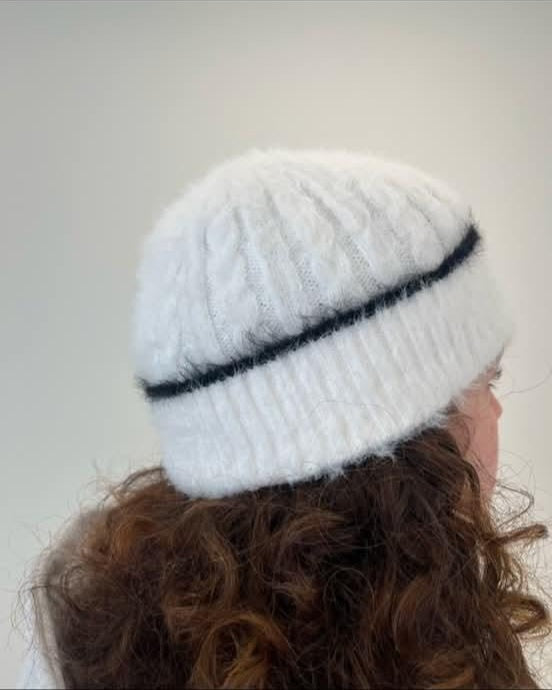 BEANIE 001 WHITE